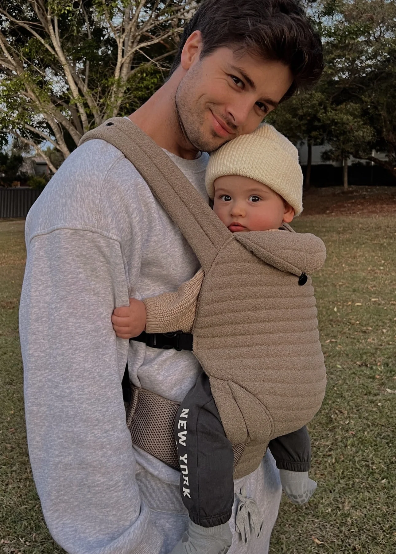 The Armadillo Baby Carrier - Oyster - Image 3